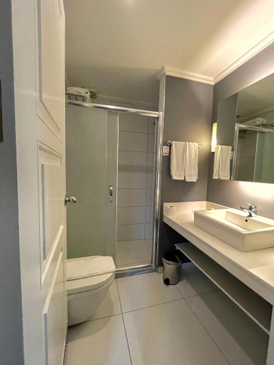 Bathroom, Dedeman Palandoken Resort Hotel, Merkez
