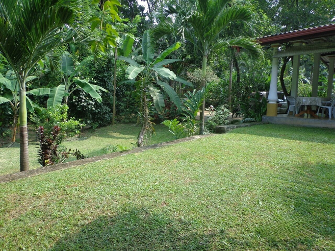 Others 5, Airport Green Villa, Katana