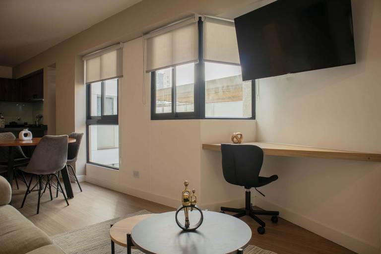 Room 5, w Astounding 1BR in San Isidro, Lima