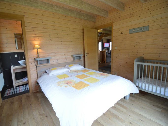 Bedroom 4, Luxury Ardennes chalet spa, Luxembourg