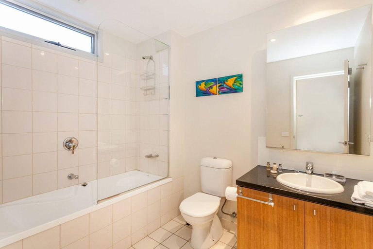 Bathroom, Apartment 16 Kalimna, Surf Coast - West