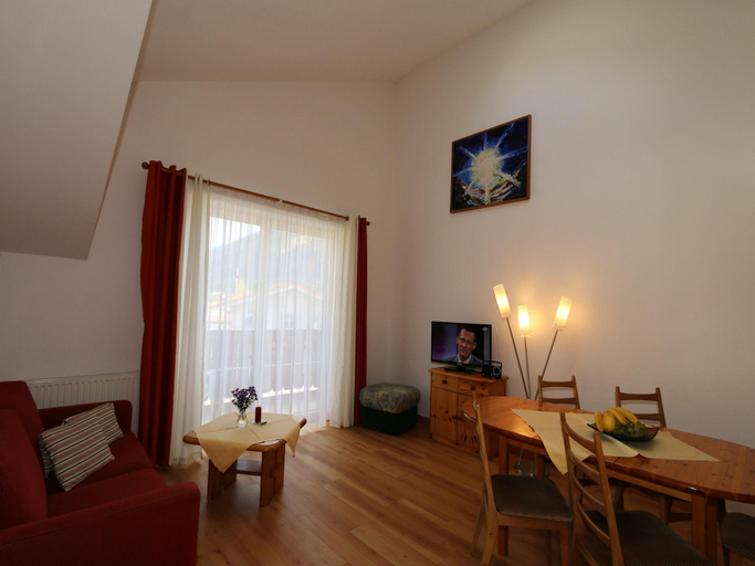 Others 4, Apartment in Bichlbach near Zugspitze, Reutte