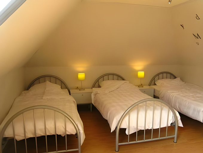 Bedroom 2, Holiday Home in Zele near Laarne Castle, Oost-Vlaanderen