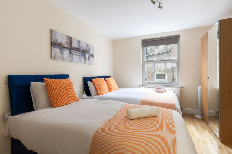 Bedroom 3, Warm Apartments in Queensway, London