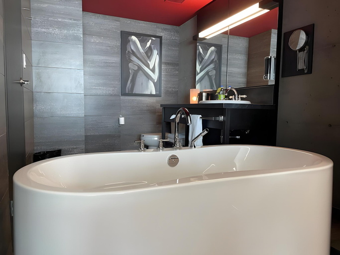 Bathroom 5, Grand Hotel Times Sherbrooke, La Région-Sherbrookoise