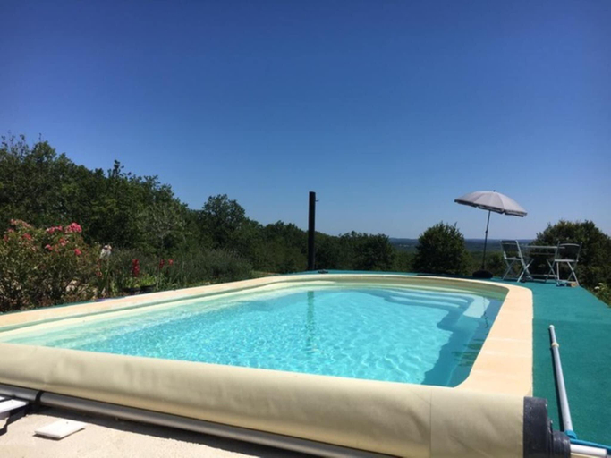 Others 5, Villa in Cazals with Pool Lake Nearby, Lot