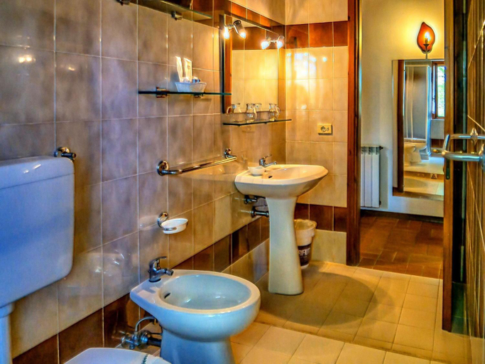 Bathroom 5, Apartment with Pool and Countryside Views, Florence