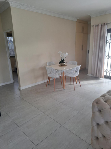 Others 4, Two Private Rooms in a home shared with the host, Nelson Mandela Bay