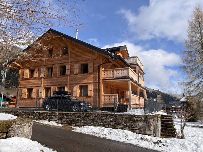 Others 5, ZE Mountain Lodge, Morgins, Monthey