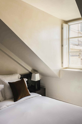 Bedroom 3, Mondovi Luxury Suites, Paris