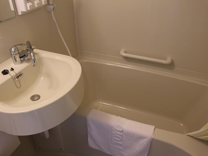 Bathroom 3, Toyoko Inn Kobe Minatogawa Koen, Kobe