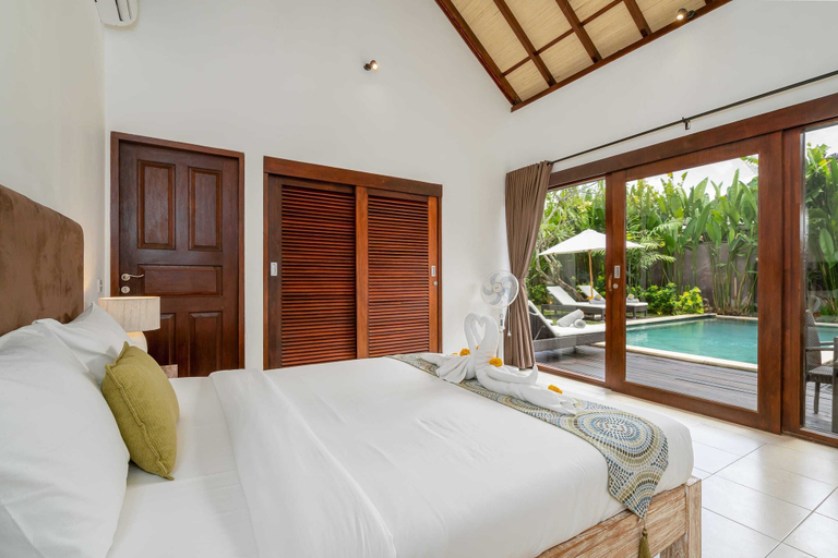 Others 3, Villa Nolan, Badung