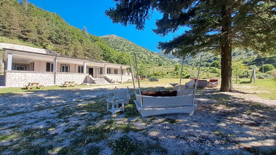 Others 5, Orsa Maggiore Rifugio, Frosinone