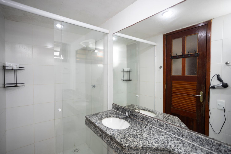 Bathroom 3, EstrelaMar Boutique, Armação dos Búzios