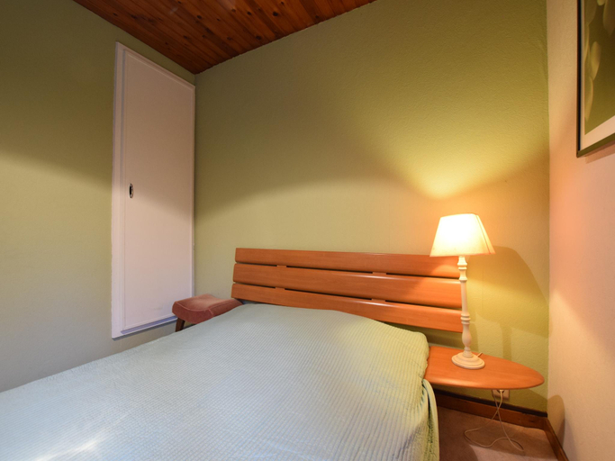 Bedroom 2, Forest Cottage with Ponds, Luxembourg