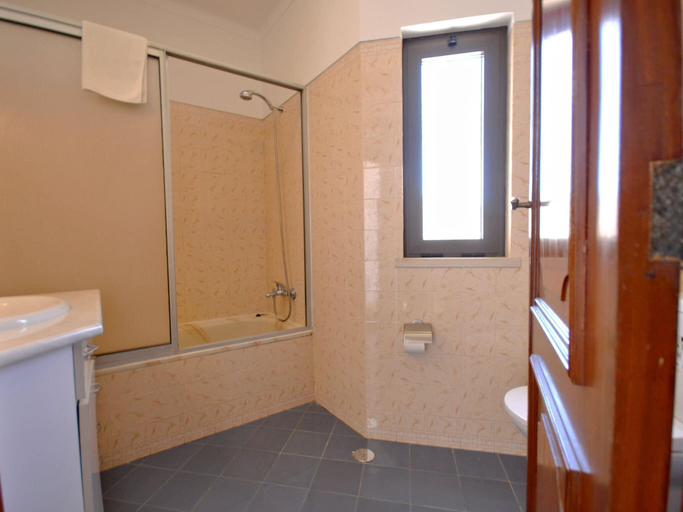 Bathroom 3, Villa in Vilamoura with Pool  Near Golf Courses, Loulé