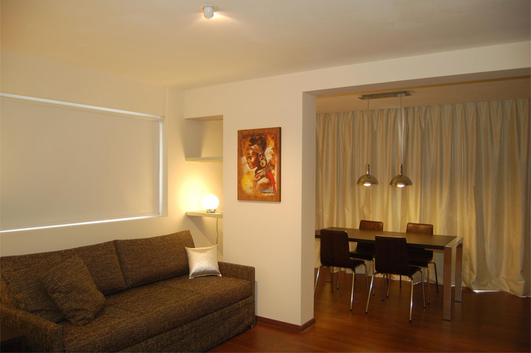Others 4, Hotel de la Cite, Rosario
