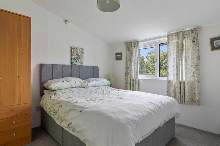 Room 5, Cornflower at Gorslwyd - Sound Retreat, Ceredigion