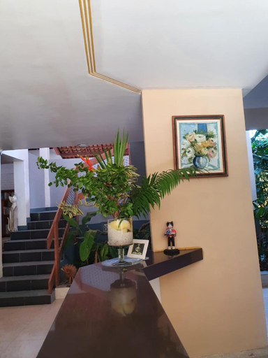 Public Area, Vivenda Xawa, Prado