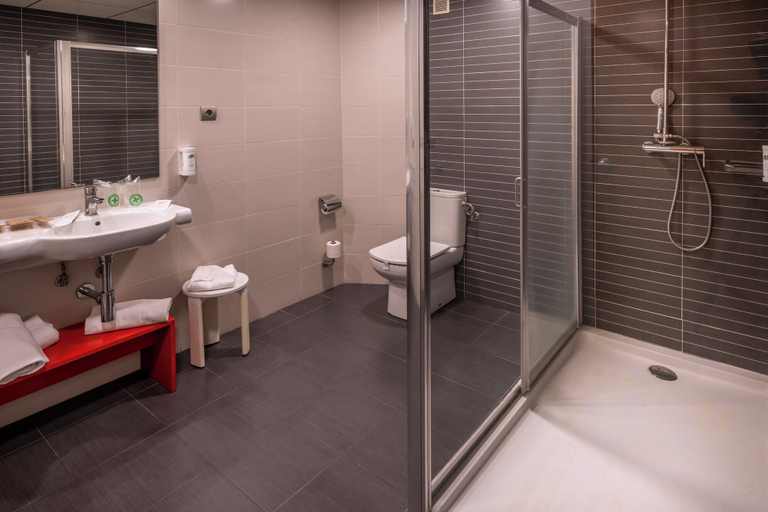 Bathroom 5, 4R Salou Park Resort I, Tarragona