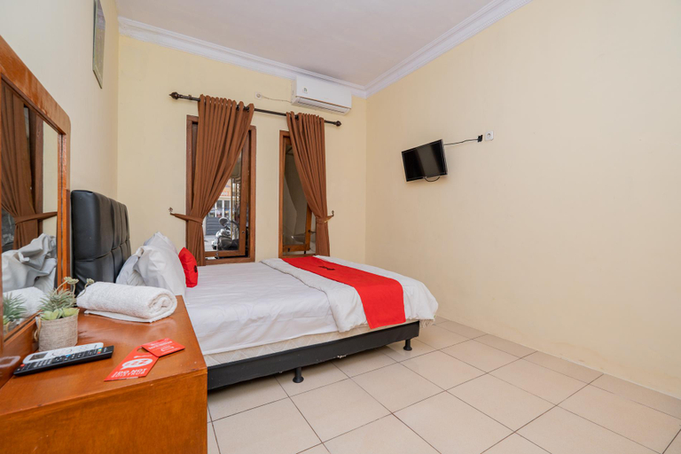 Bedroom 13