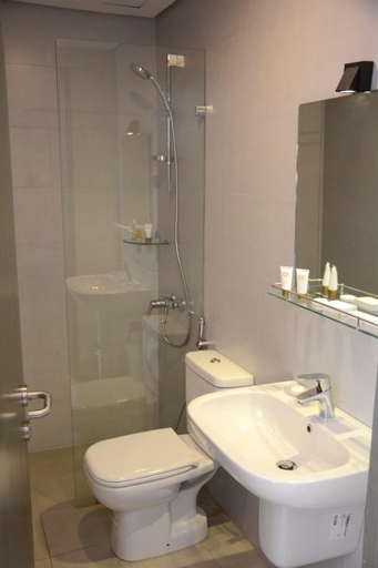 Bathroom 3, Aryam Hotel Apartments, Salmiya