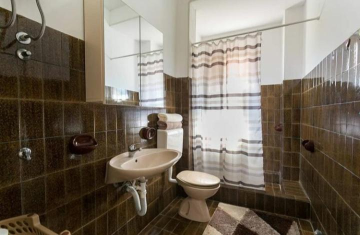 Others 2, Apartmani Brajovic
