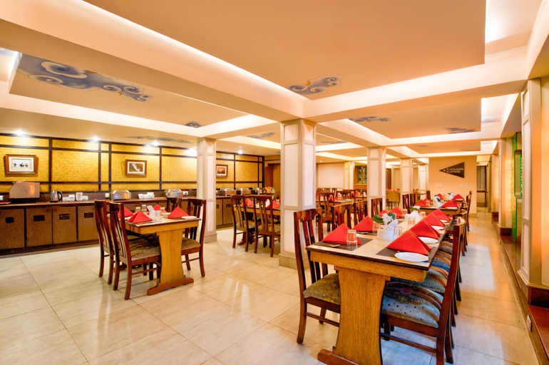 Food & Drinks 5, Summit Ttakshang Residency Hotel & Spa 2 Mins Walk to MG Marg, East Sikkim