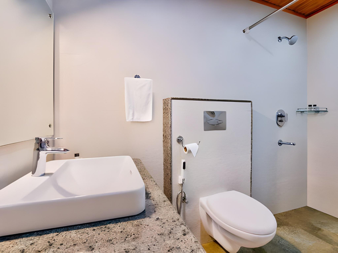 Bathroom 4, Summit Ttakshang Residency Hotel & Spa - MG Marg, East Sikkim