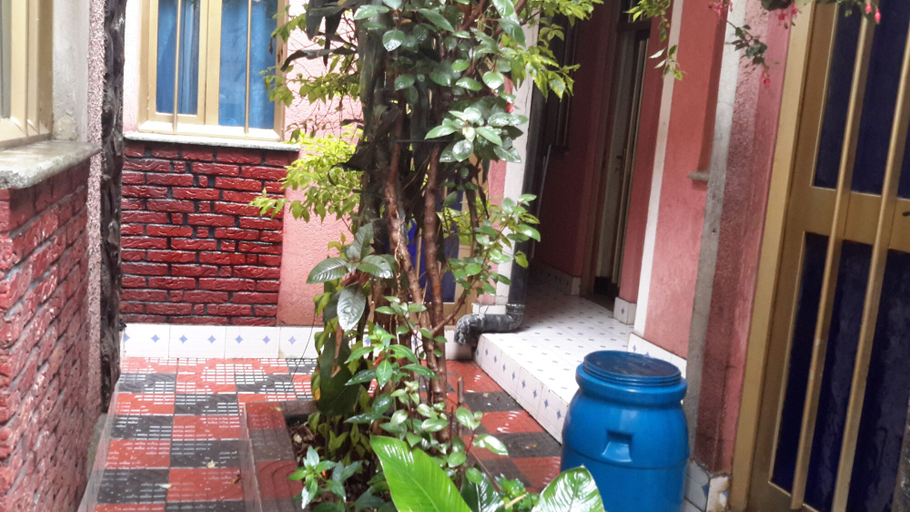 Others 3, Birhan Guest House, Mirab Shewa