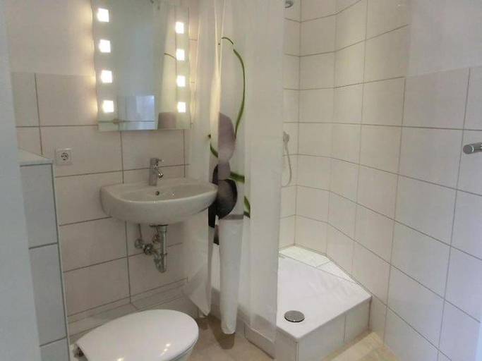 Bathroom 5, Landquartier, Nordfriesland