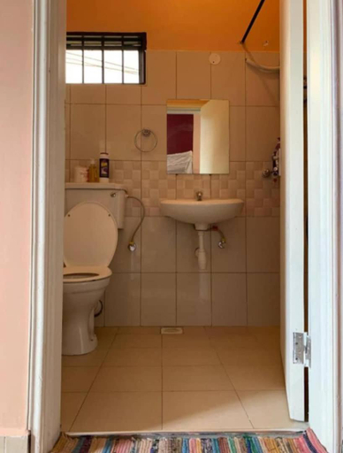 Bathroom, Tgs Homestay Nest, Kampala