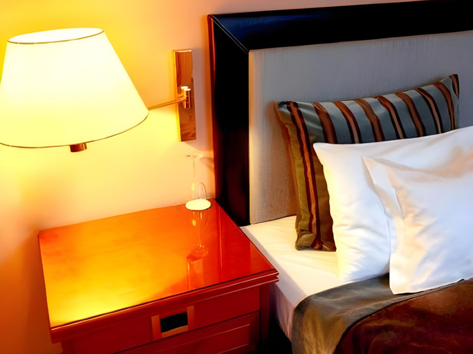 Bedroom 2, La Trucha Hotel, Teruel
