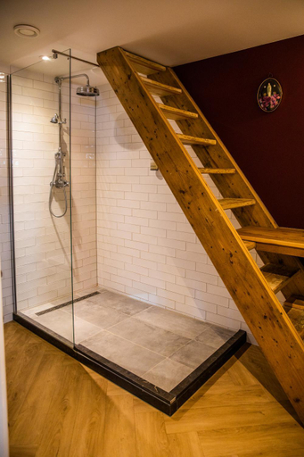 Bathroom 3, MUZE Hotel Utrecht, Utrecht