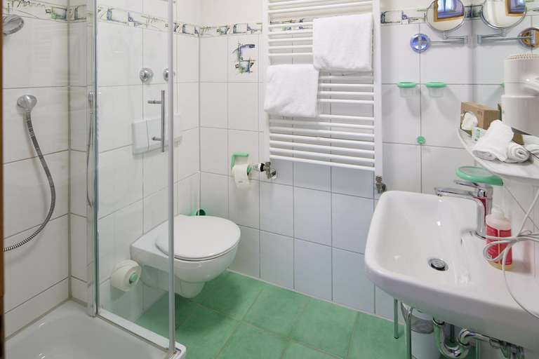 Bathroom, Biohotel-Restaurant Rose, Reutlingen
