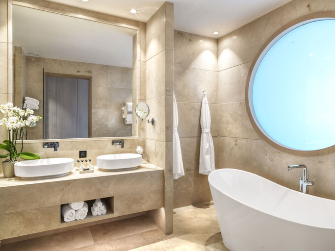 Bathroom 4, Cap St Georges Hotel & Resort