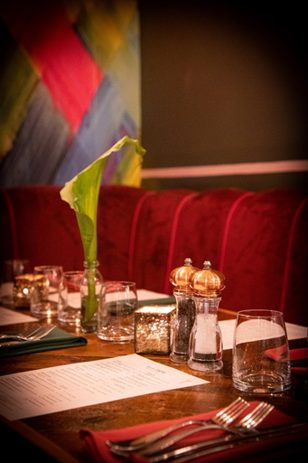 Food & Drinks 4, Ingleside House, Gloucestershire