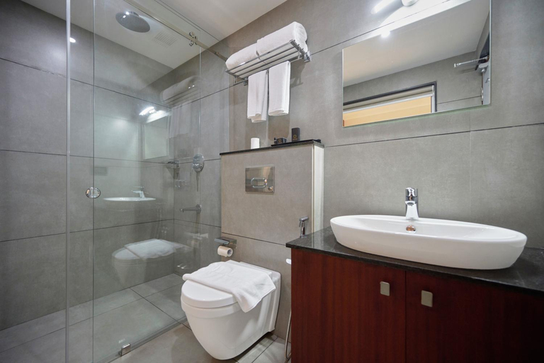 Bathroom, Q-White Crescent, Ernakulam
