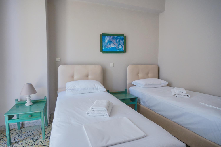 Bedroom 4, Hotel Korfos - Ξενοδοχειο Κορφος Renovated, Peloponnese