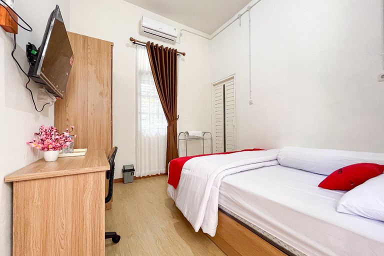 Bedroom 6