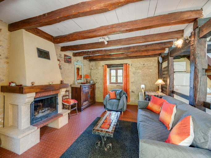 Others 3, Cosy holiday home with garden, Dordogne