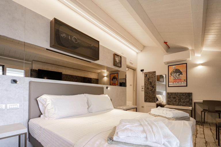 2, ArtRock Apartments, Teramo