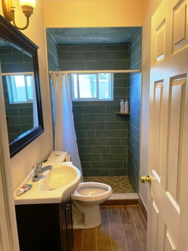 Bathroom 3, Motel Casa Downtown Guest House, Newark