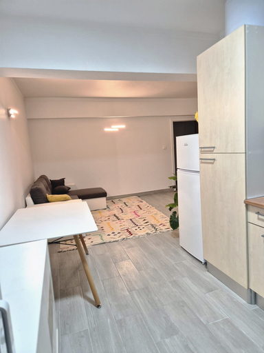 Room 3, Clube Praia da Rocha G 347, Portimão