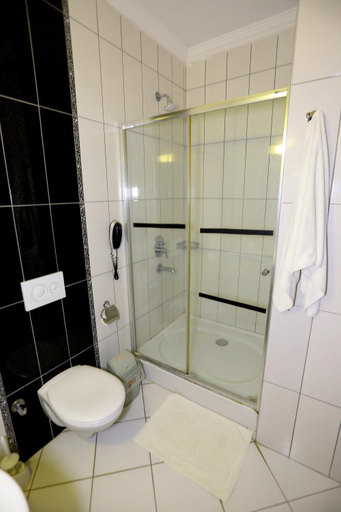 Bathroom 5, Hotel Baba, Bodrum
