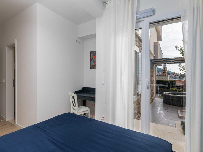 Bedroom 2, Apartments aMare - Three Bedroom Apartment with Terrace and Jacuzzi, Dubrovnik