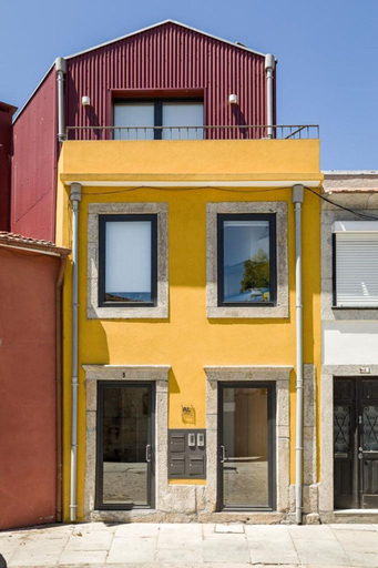 Others 2, Rou001 · Cute 1-bedroom Next to Douro River, Porto