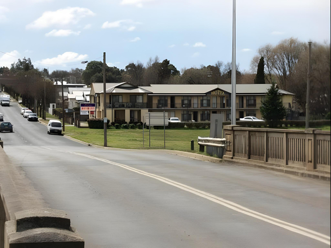 Others 5, Elite Motor Inn, Armidale Dumaresq