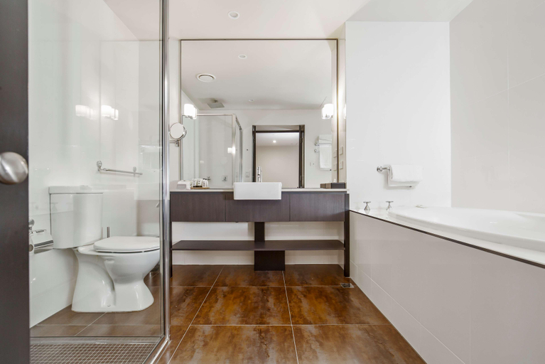 Bathroom 4, RACV Hobart Hotel, Hobart