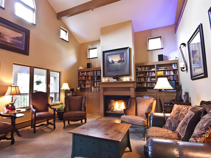 Others 5, Frisco Inn on Galena, Summit